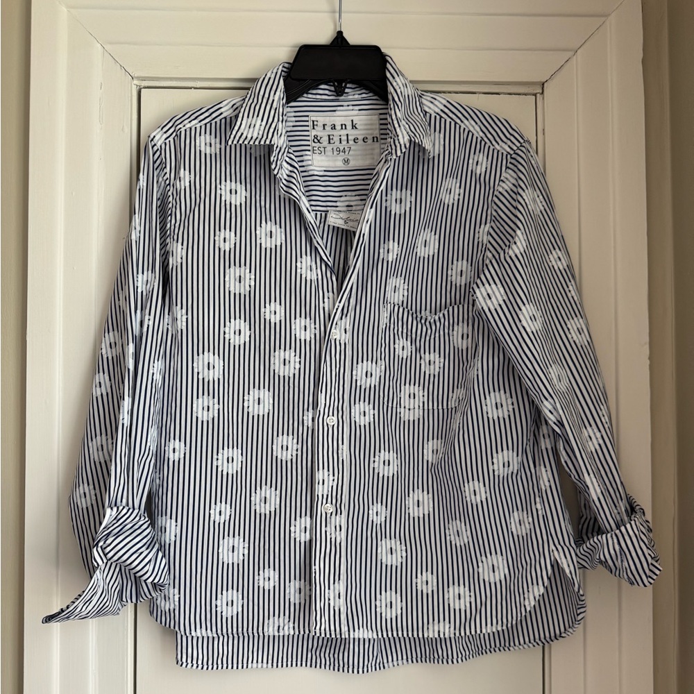 Frank & Eileen Floral Silvio Untuckable Shirt Sz M